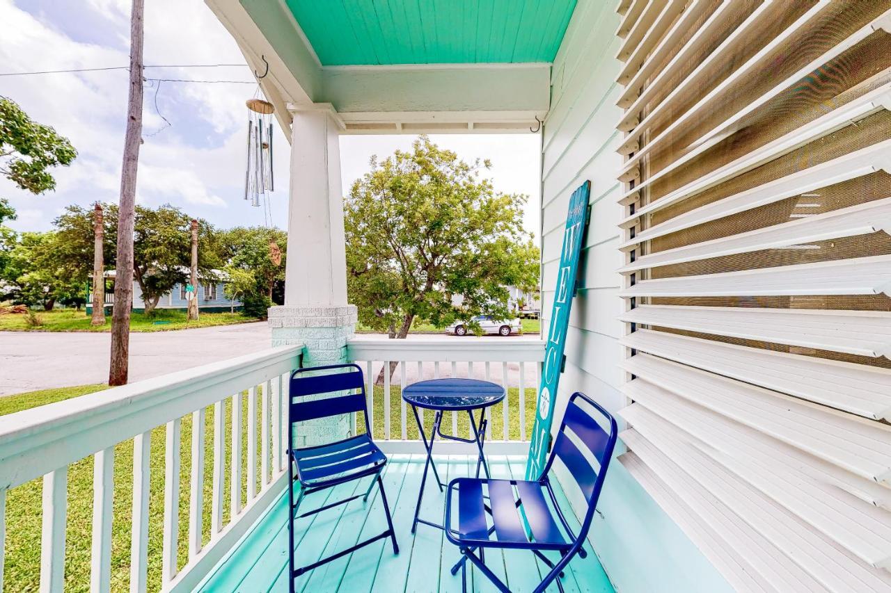 Sea Glass Cottage Galveston Exterior photo