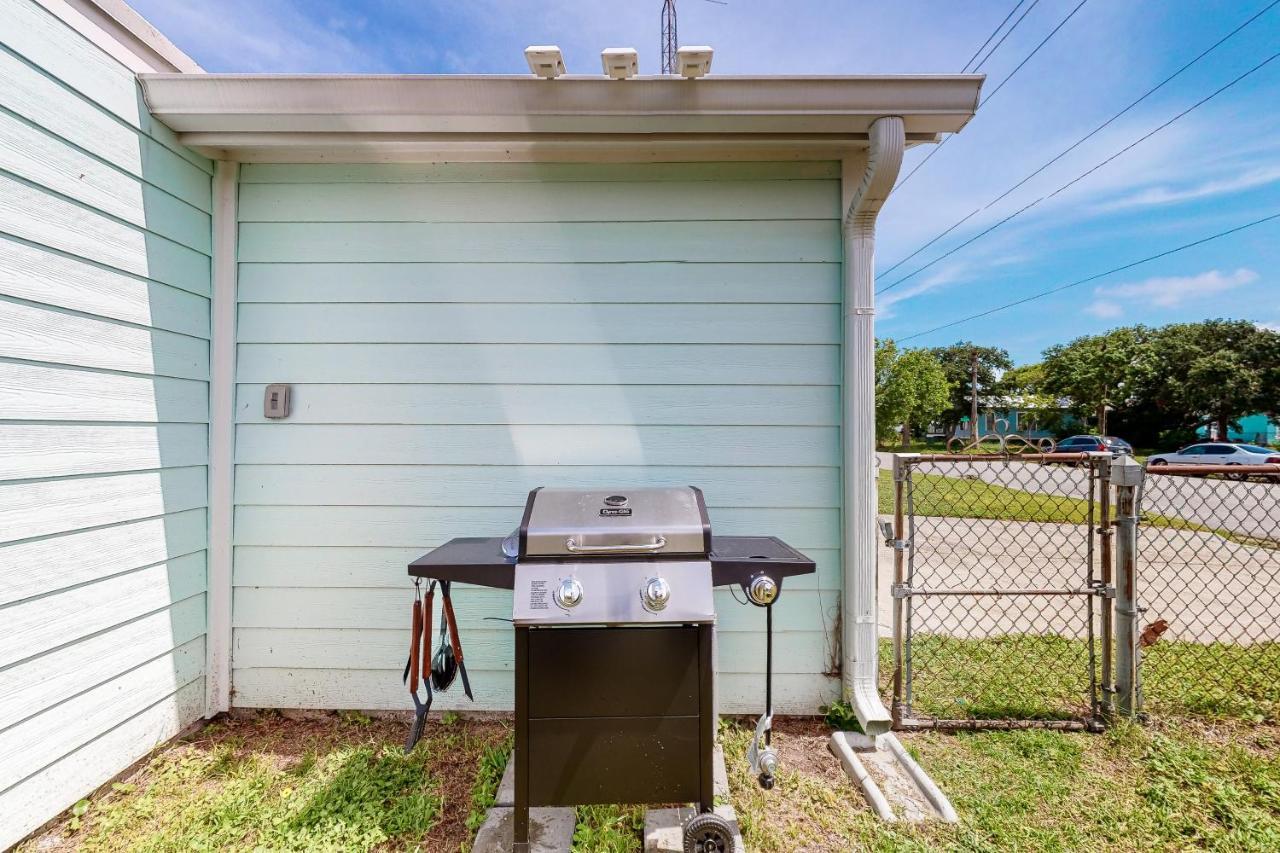 Sea Glass Cottage Galveston Exterior photo